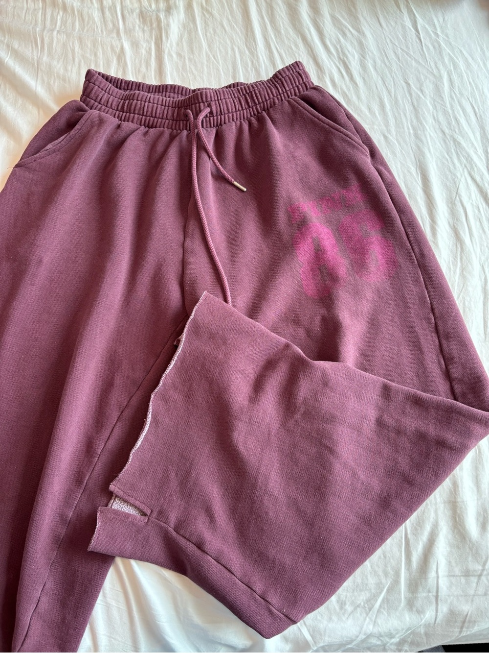 Women’s VS Pink Elastic-Waist Sweatpants